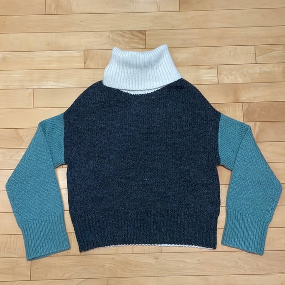 twik Sweaters - Twik knit sweater